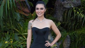 Read more about the article Daniella Pineda Net Worth, Age, Bio, Wiki, Nationality