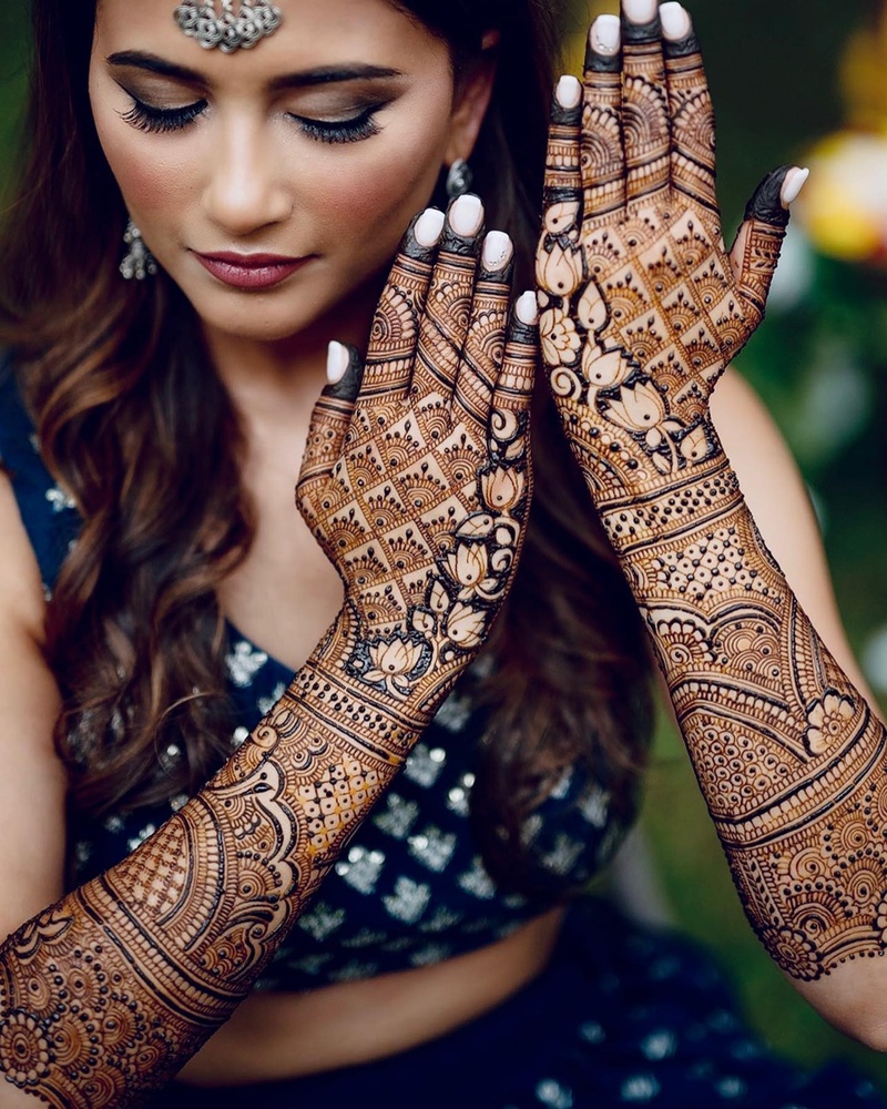 Full Hand Bridal Mehandi for Wedding