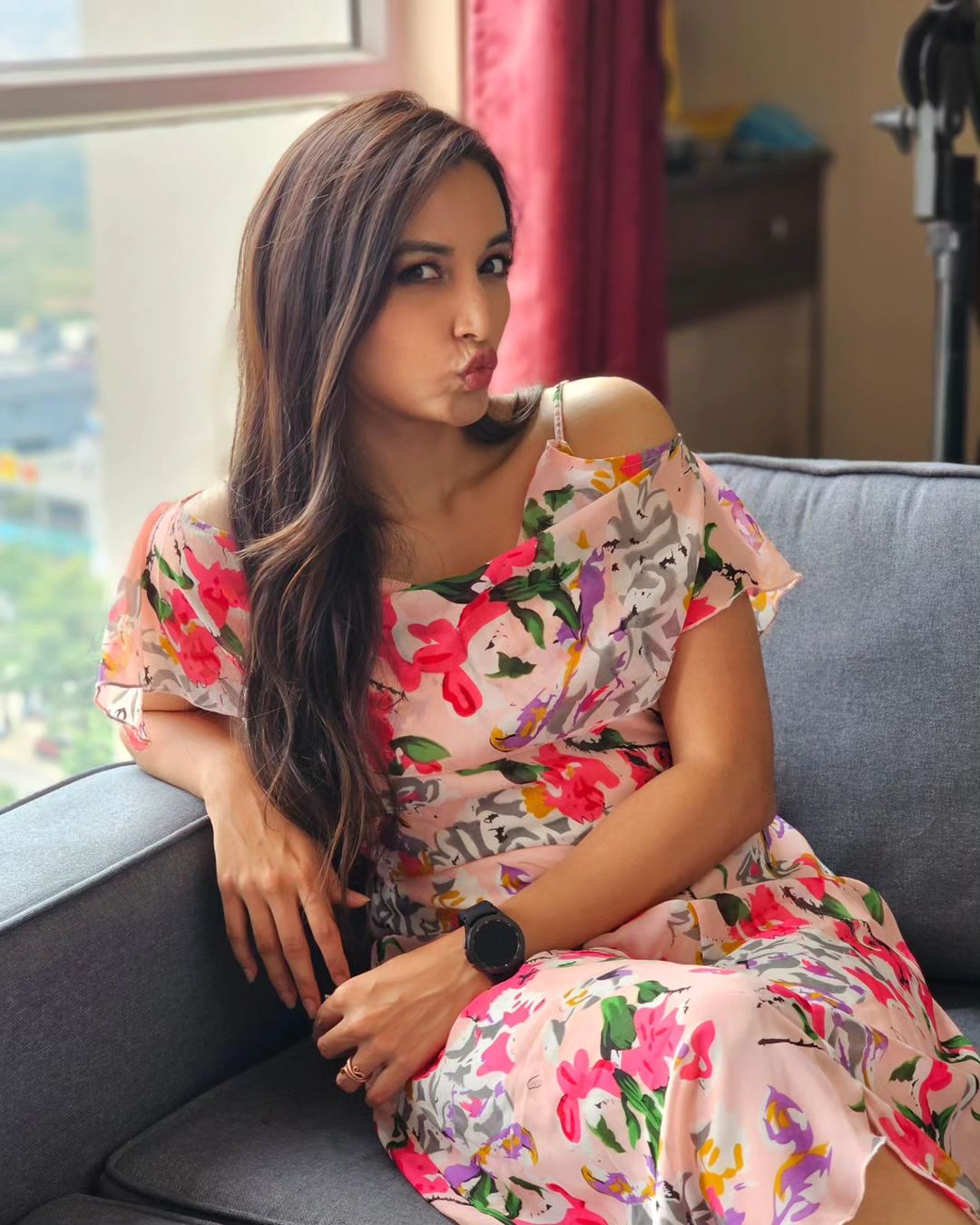 Srinidhi Shetty Sexy Pics