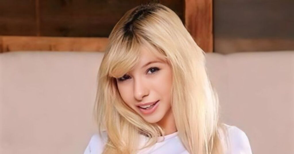 Kenzie Reeves