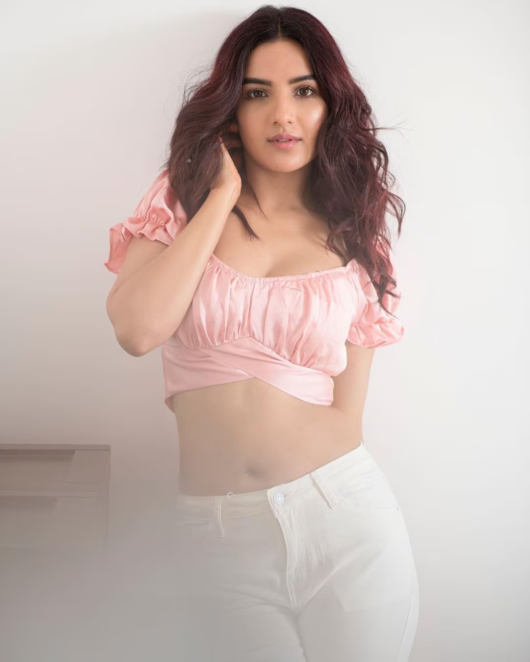 jasmin bhasin