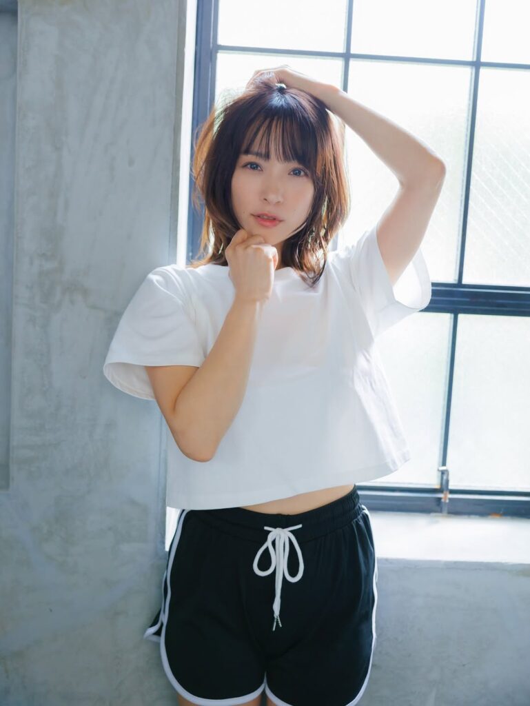Mihiro Taniguchi Photos